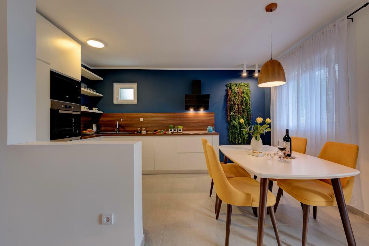 Apartment Maritimo Котор Екстер'єр фото