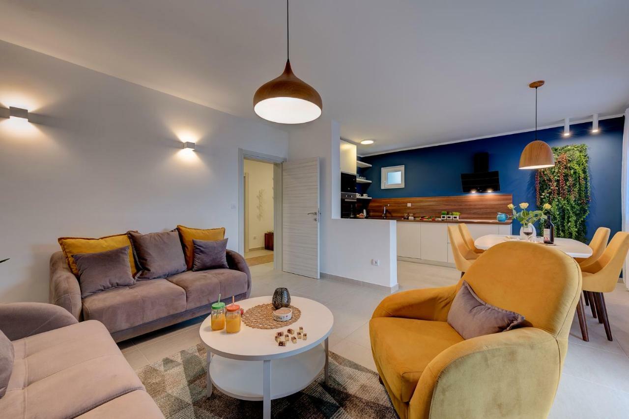 Apartment Maritimo Котор Екстер'єр фото