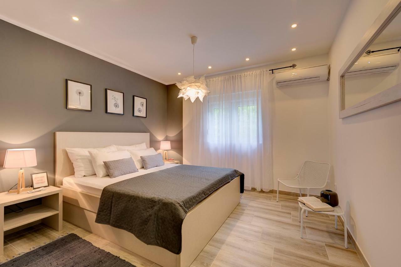 Apartment Maritimo Котор Екстер'єр фото