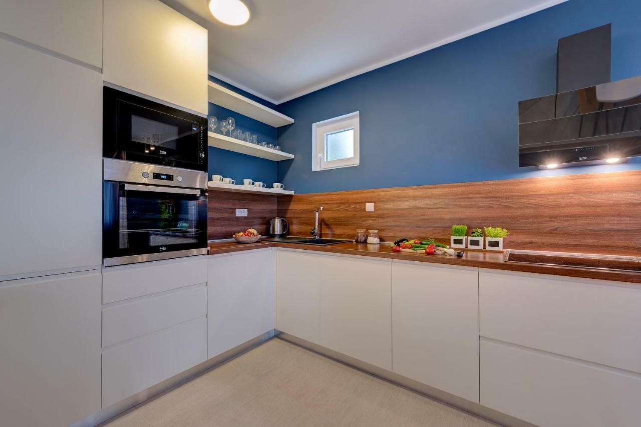 Apartment Maritimo Котор Екстер'єр фото