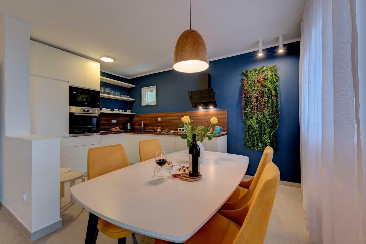 Apartment Maritimo Котор Екстер'єр фото